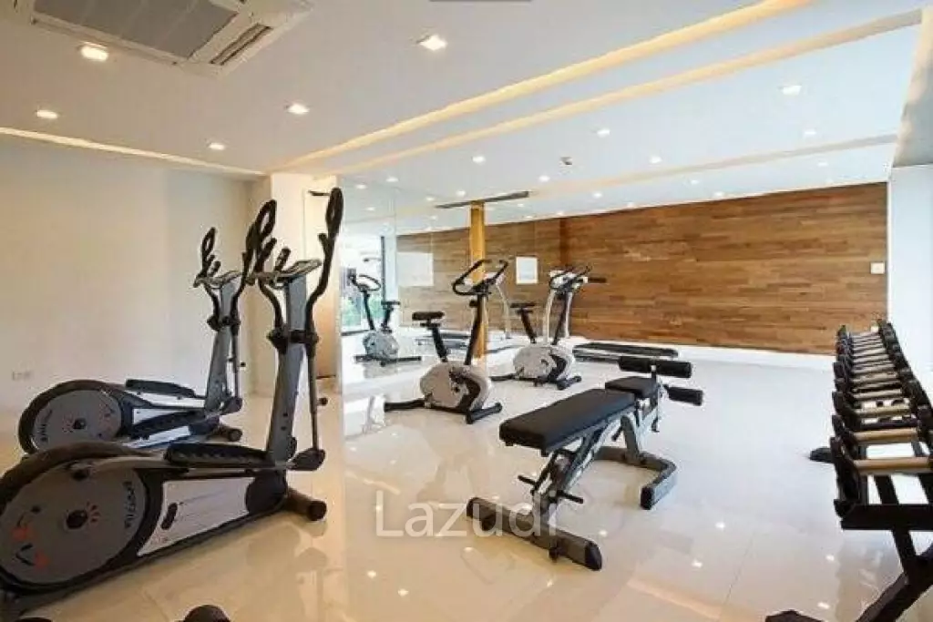Beautufully 2 Bed Condo in Town