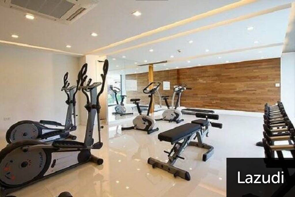 Beautufully 2 Bed Condo in Town Beautufully 2 Bed Condo in Town
