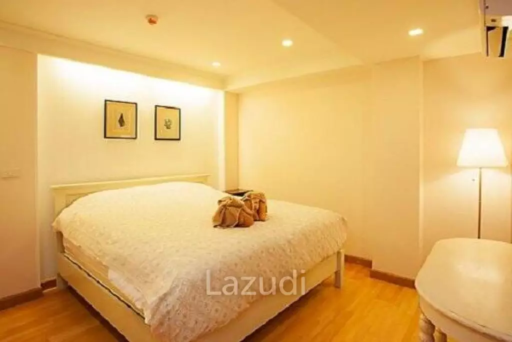 Beautufully 2 Bed Condo in Town