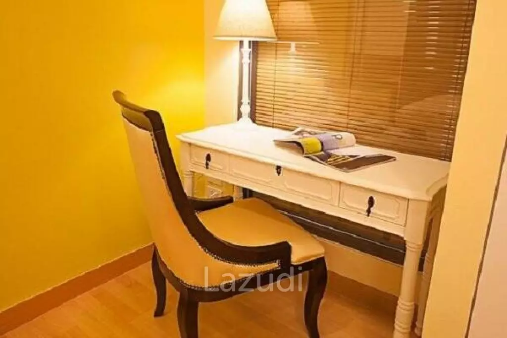 Beautufully 2 Bed Condo in Town