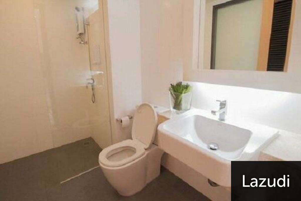 Beautufully 2 Bed Condo in Town Beautufully 2 Bed Condo in Town