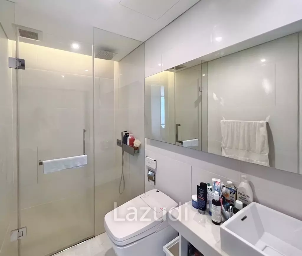 1 ห้องนอน 1 ห้องน้ำ 61 ตร.ม. The Bangkok Sathorn