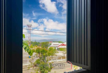 Baan Sumranlom Condo : 2 Bed 2 Bath Close To The Beach
