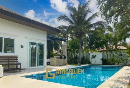 Orchid Paradise : Modern 3 Bedroom Pool Villa