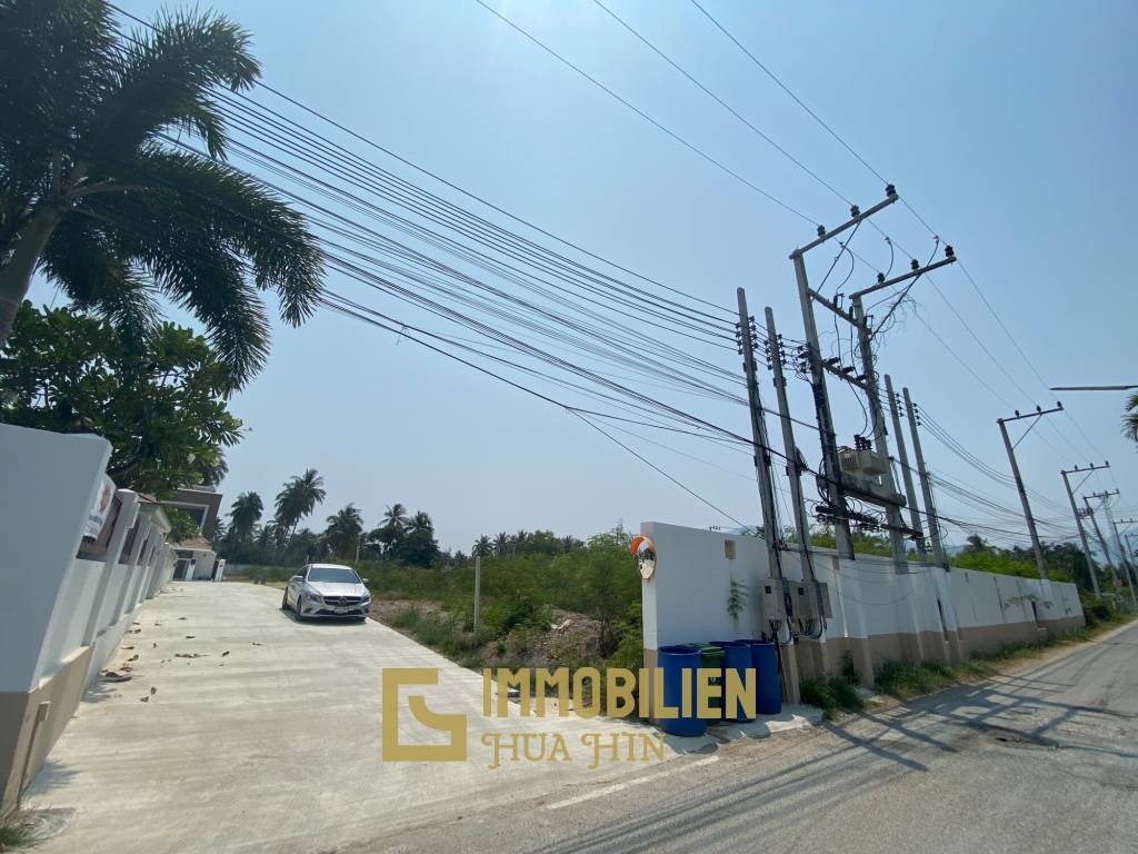 Land For Sale 1,600 SQ.M Samroiyod/HuaHin south