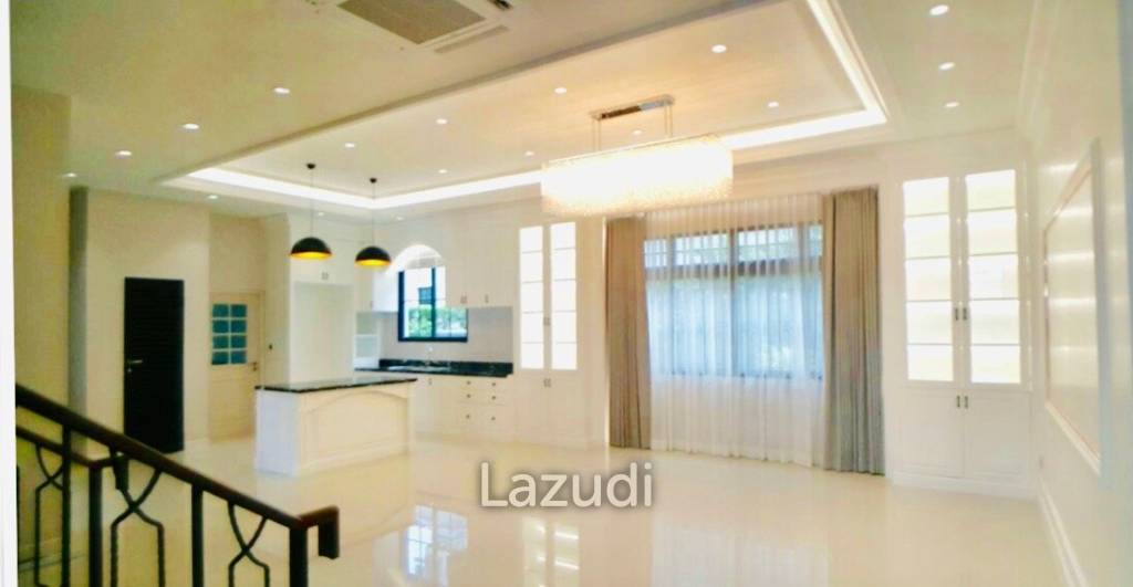 4 Bed 5 Bath 528 SQM The Palazzo Srinakarin