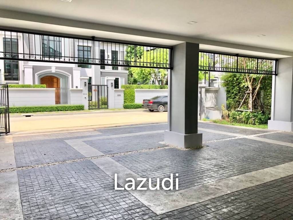 4 Bed 5 Bath 528 SQM The Palazzo Srinakarin