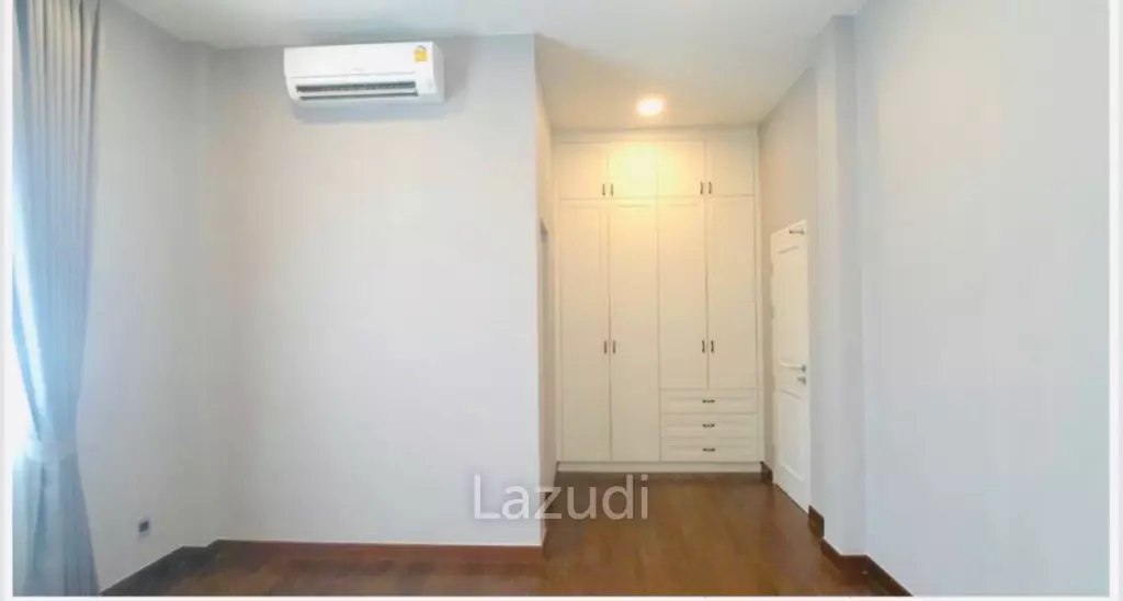 4 Bed 5 Bath 528 SQM The Palazzo Srinakarin