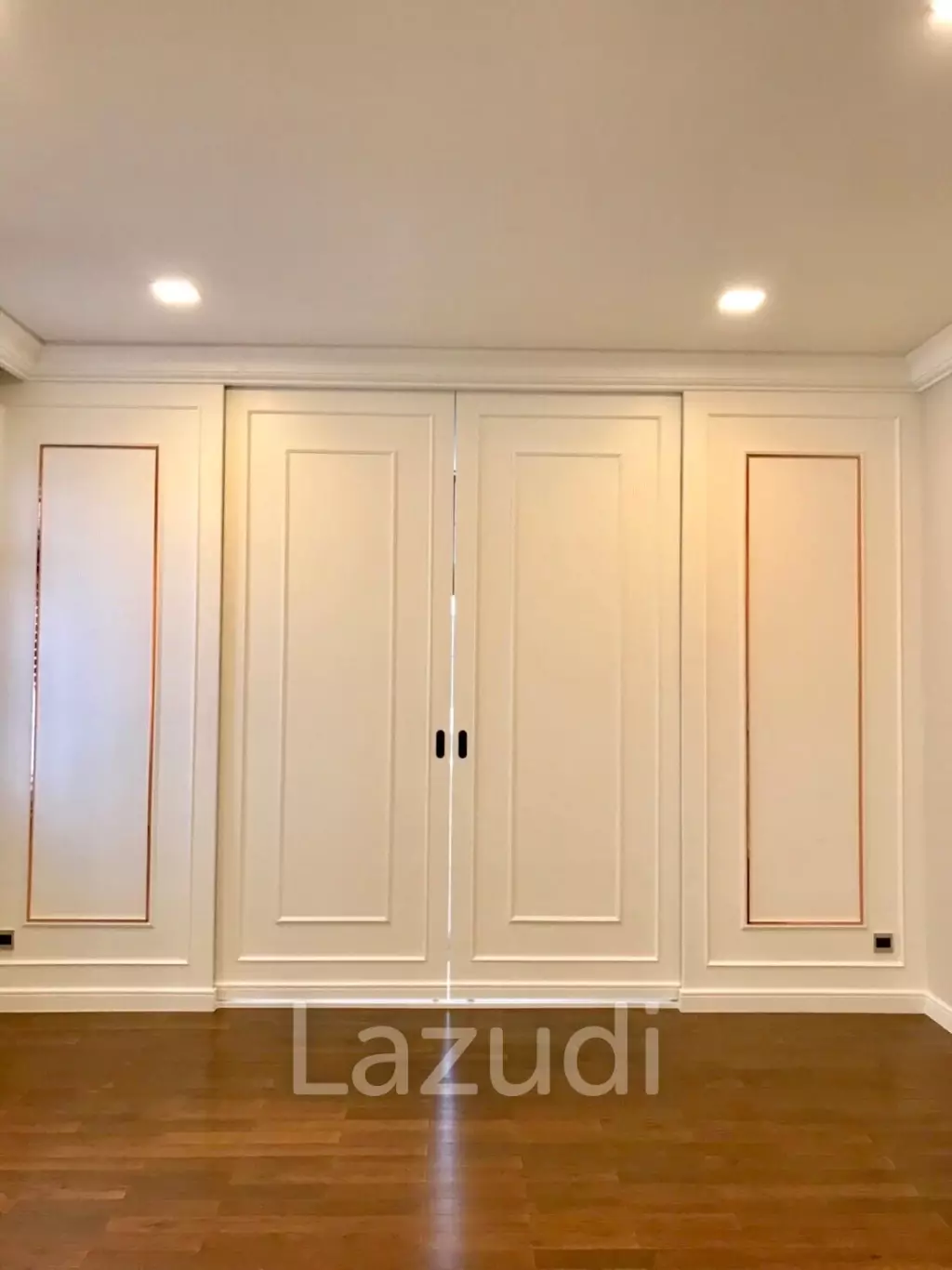 4 Bed 5 Bath 528 SQM The Palazzo Srinakarin