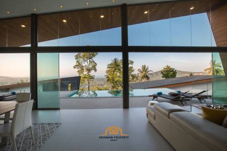 Luxury villa within high-end Mae Nam developent