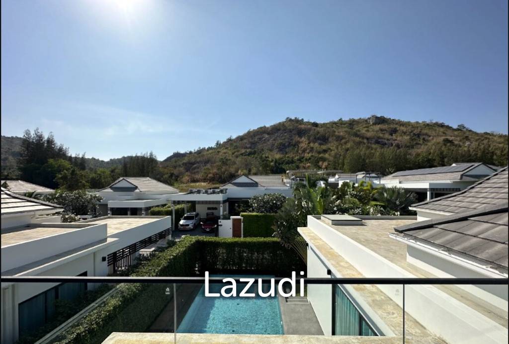 477 ตร.ม 4 เตียง 3 อาบน้ำ วิลล่า For ขาย