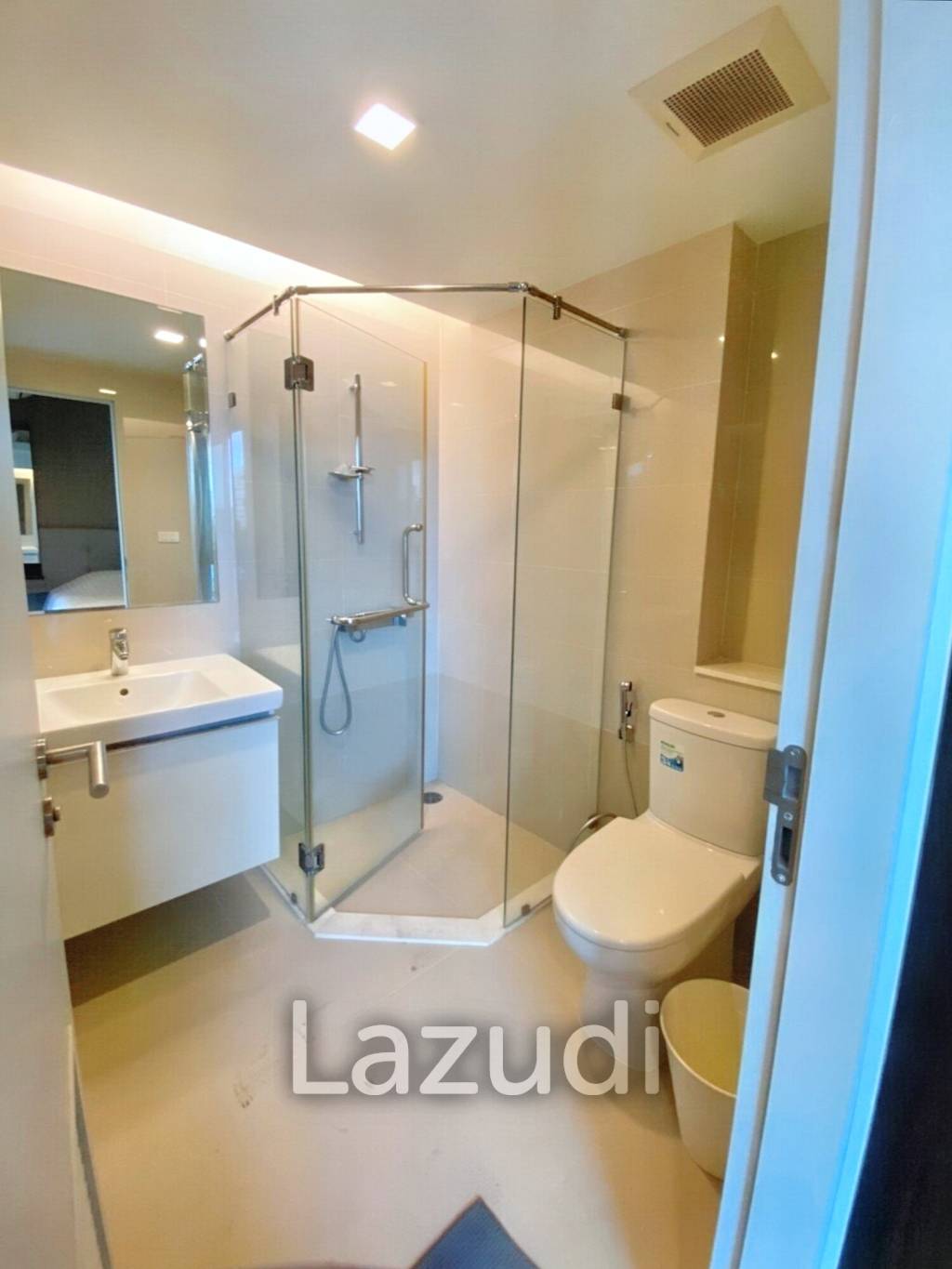 2 Bed 2 Bath 51 SQ.M Focus Ploenchit
