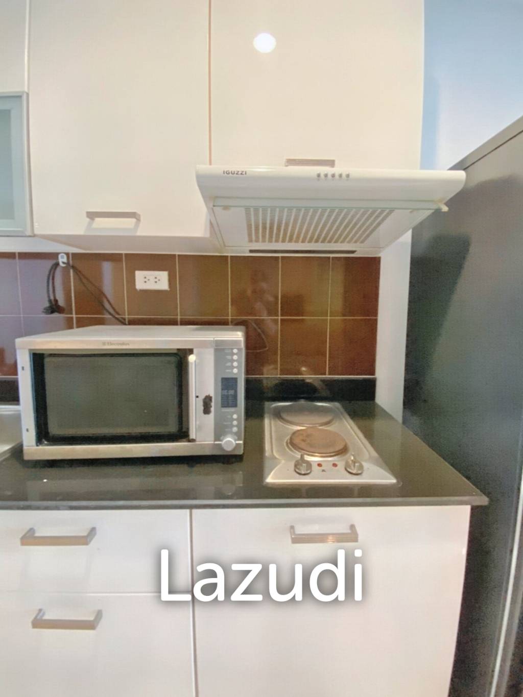 2 Bed 1 Bath 51 SQ.M Sukhumvit Living Town