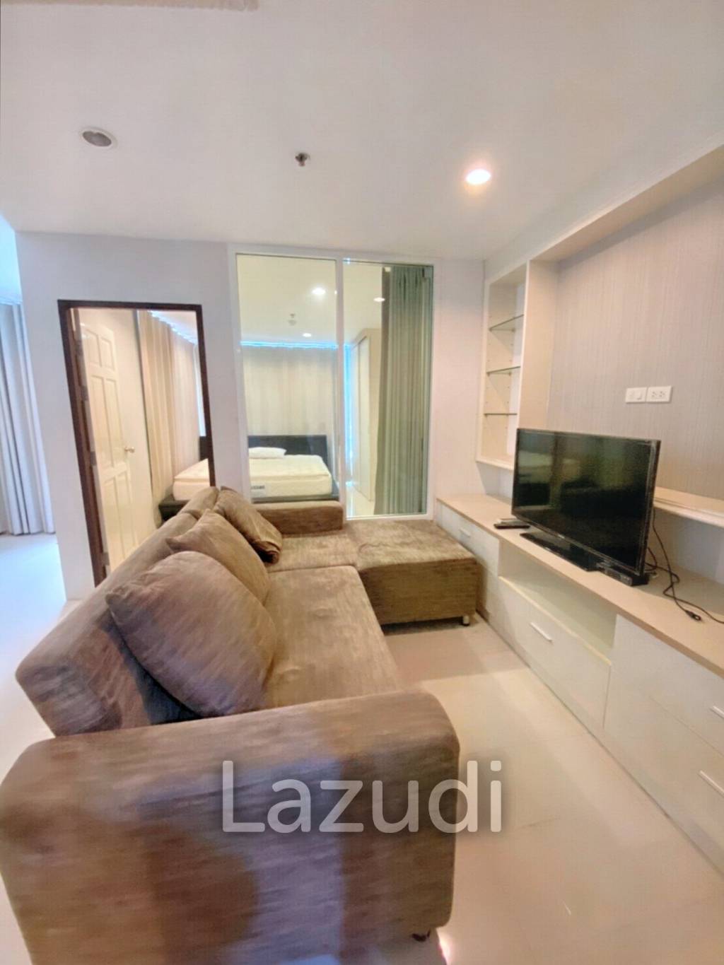 2 Bed 1 Bath 51 SQ.M Sukhumvit Living Town