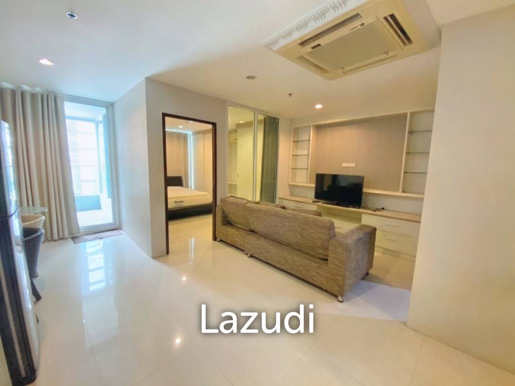 2 Bed 1 Bath 51 SQ.M Sukhumvit Living Town