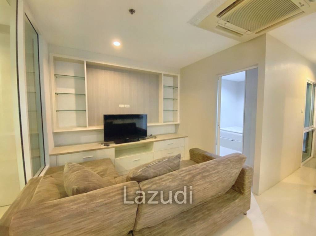 2 Bed 1 Bath 51 SQ.M Sukhumvit Living Town