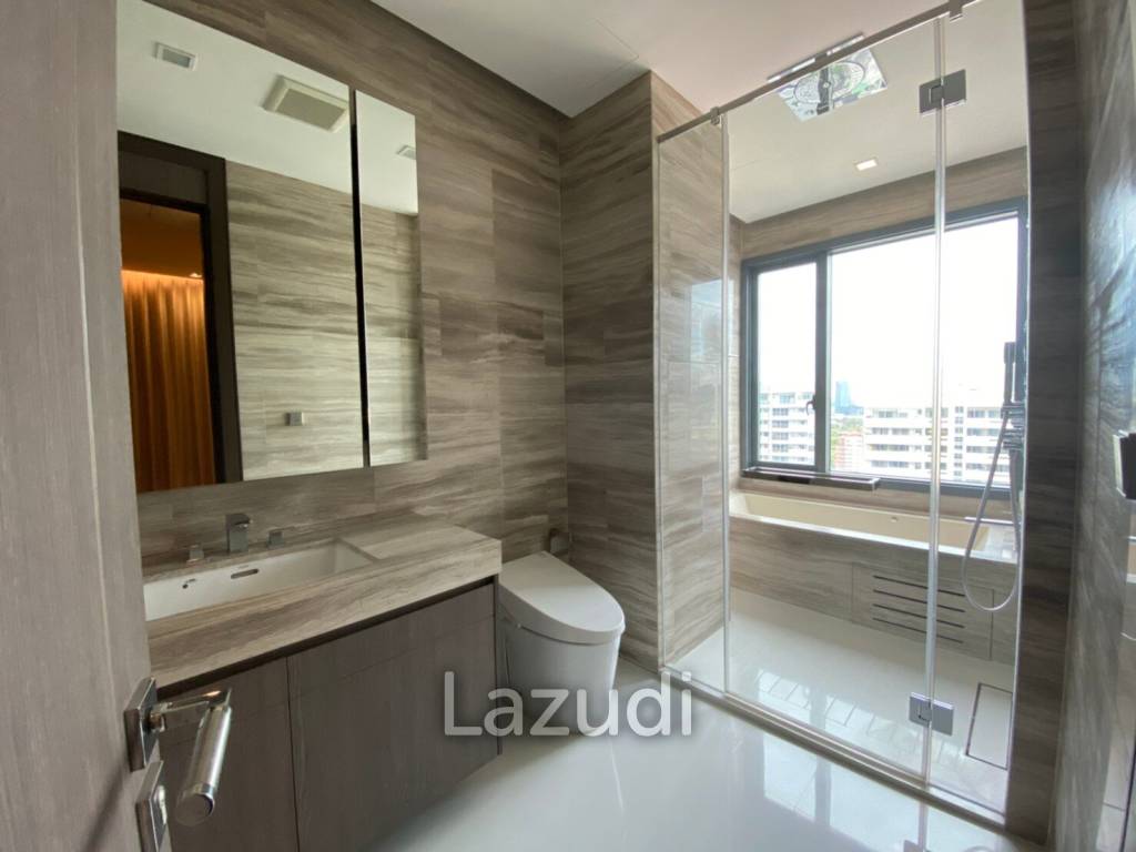 2 Bed 2 Bath 93 SQ.M at Q1 Sukhumvit