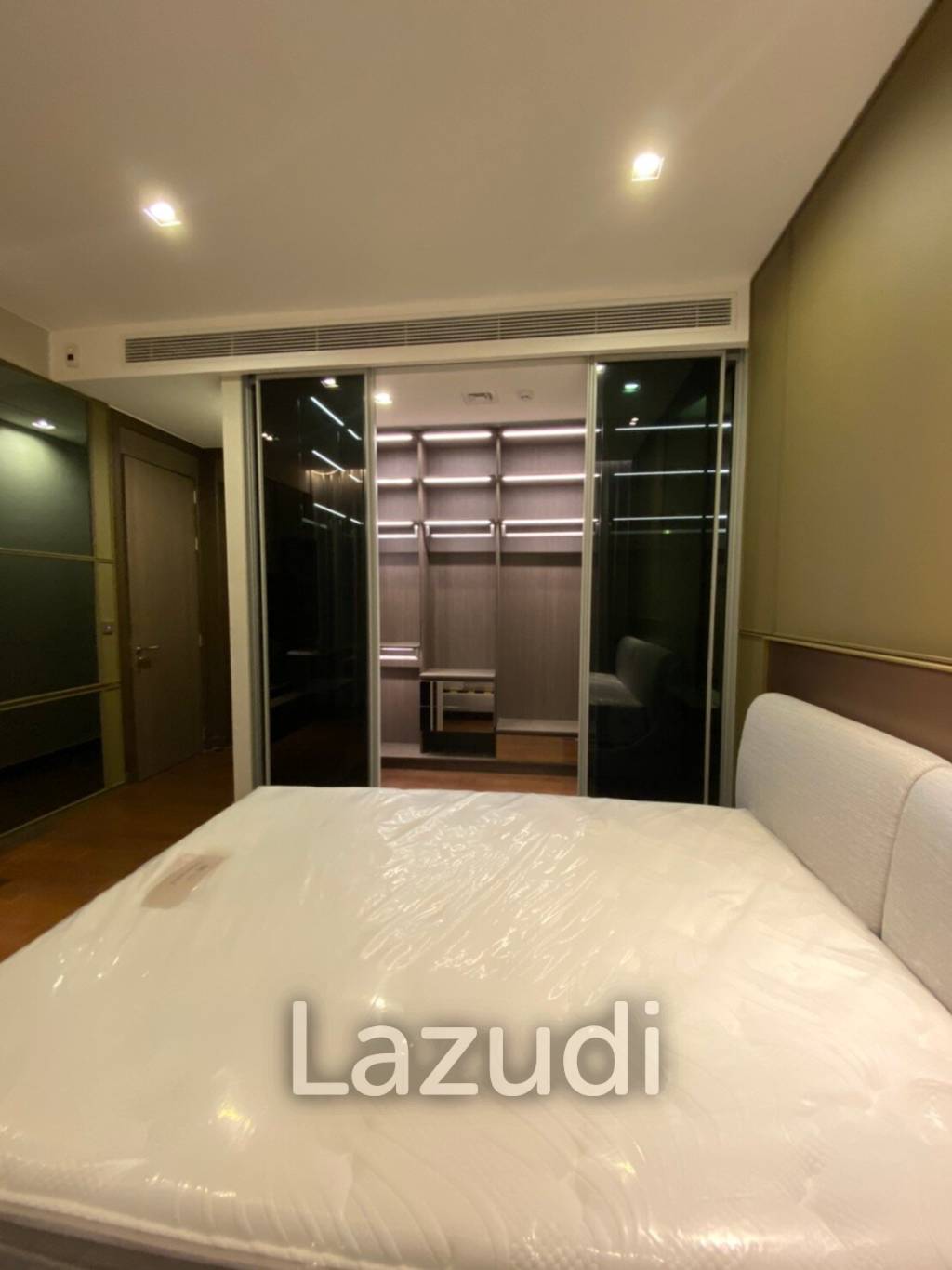 2 Bed 2 Bath 93 SQ.M at Q1 Sukhumvit