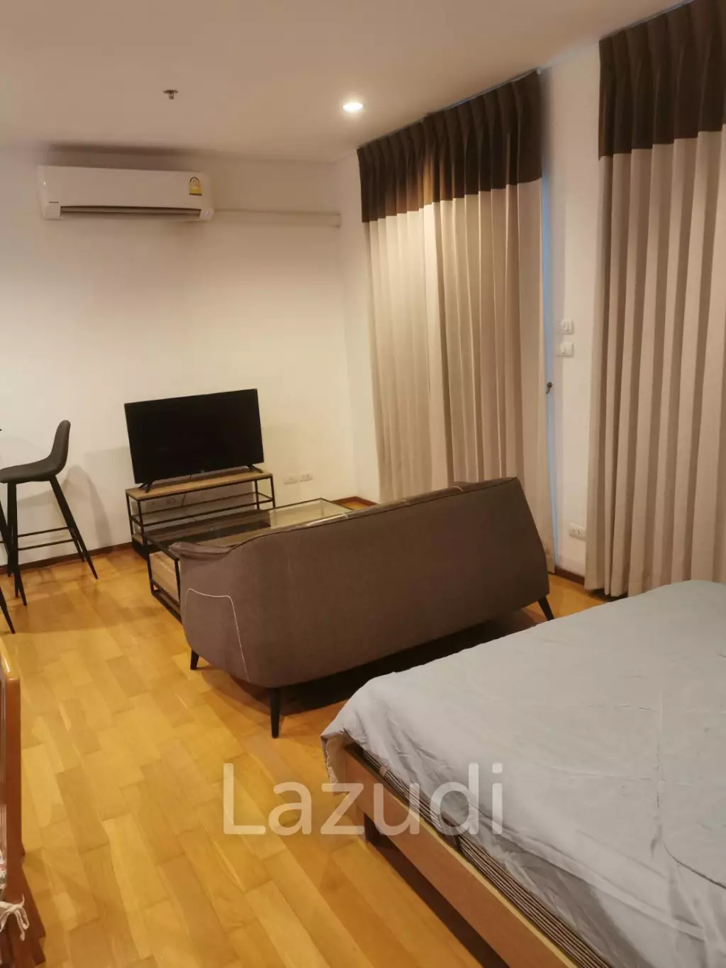 1 Bed 1 Bath 38 SQ.M Villa Sathorn Condo