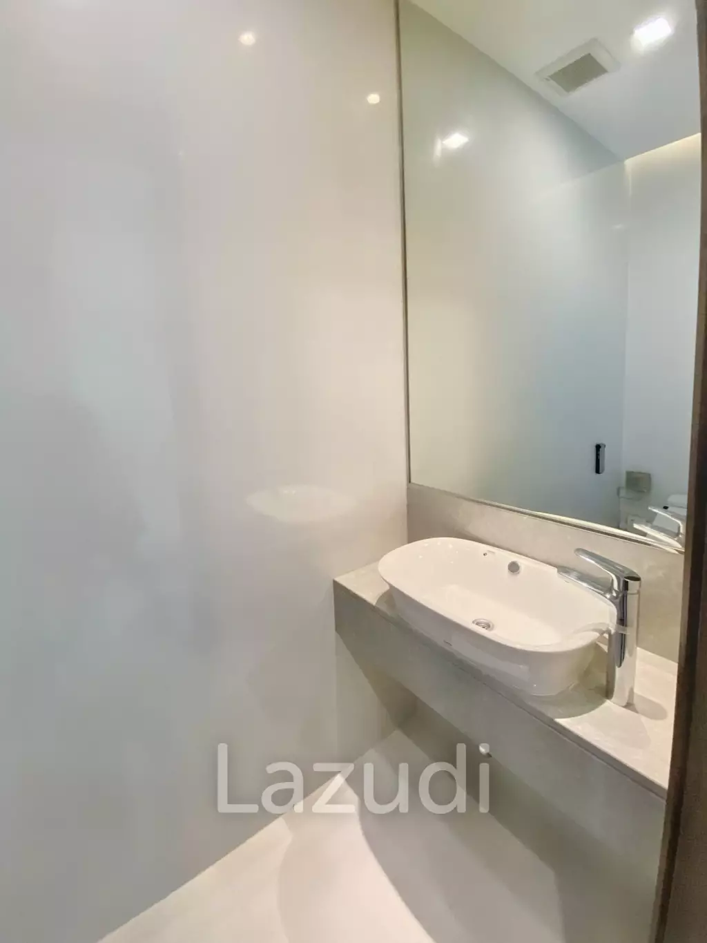 3 Bed 5 Bath 201 SQ.M at Q1 Sukhumvit