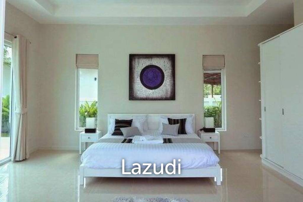 926 Sqm 4 Bed 3 Bath Villa For Sale