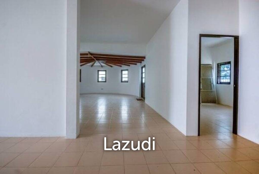 Great Value 3 Bed Pool Villa