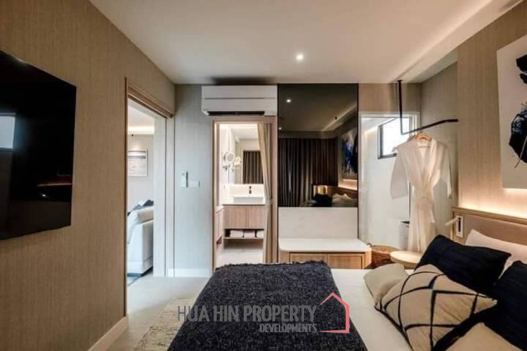 BELLA COSTA : Nice 2 Bed Beachfront Condo