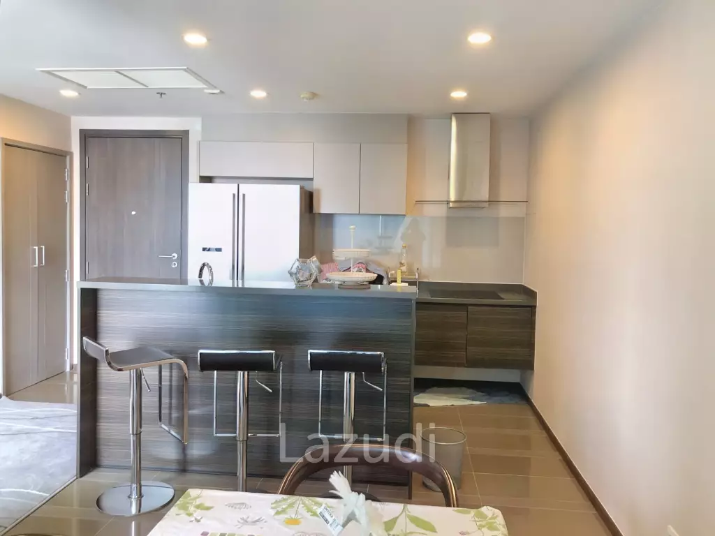 3 Bed 3 Bath 110 SQM Teal Sathorn Taksin