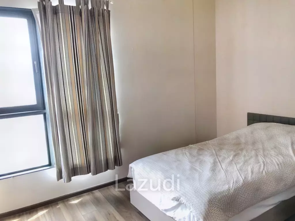 3 Bed 3 Bath 110 SQM Teal Sathorn Taksin
