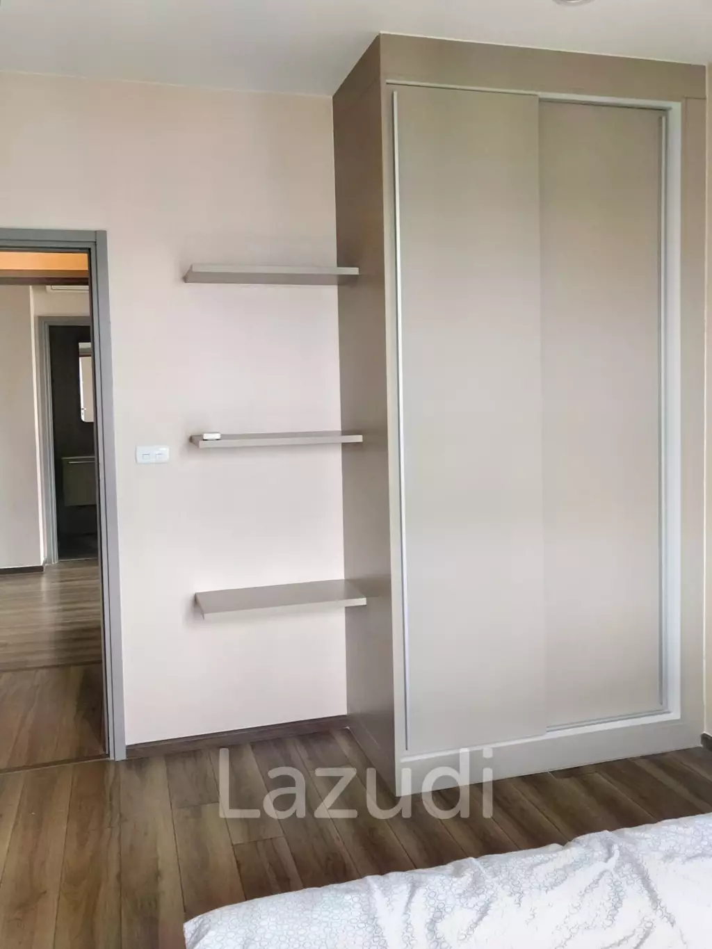 3 Bed 3 Bath 110 SQM Teal Sathorn Taksin