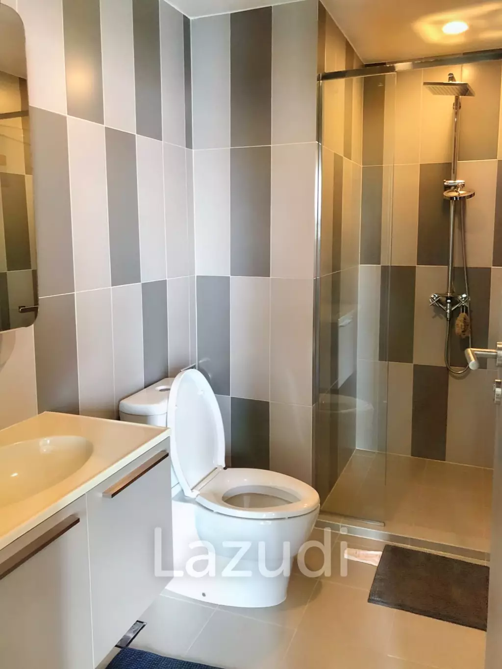 3 Bed 3 Bath 110 SQM Teal Sathorn Taksin