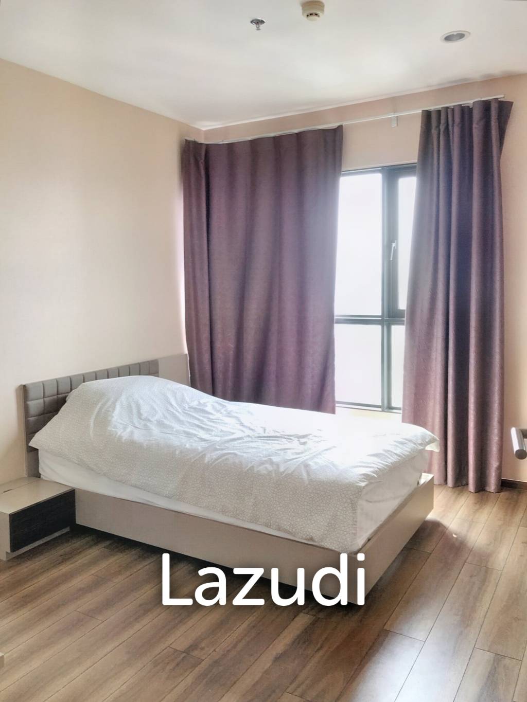 3 Bed 3 Bath 110 SQM Teal Sathorn Taksin