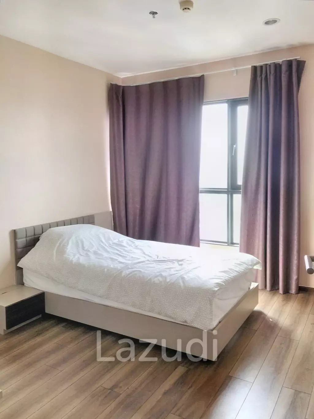 3 Bed 3 Bath 110 SQM Teal Sathorn Taksin