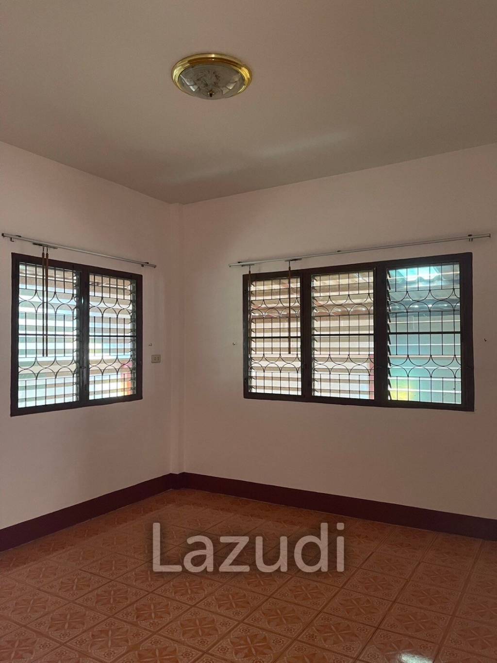 2 Bedrooms 1 Bathroom 172 Sqm. Chaiyapruk 2 Pattaya..