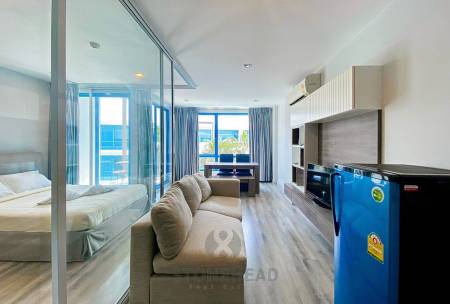 The Crest Santora: 1 Bedroom Sea View Condo