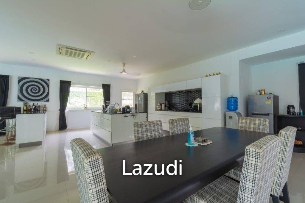 1,450 Sqm 4 Bed 5 Bath Villa For Sale