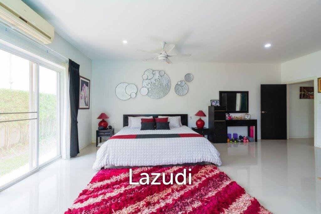 1,450 Sqm 4 Bed 5 Bath Villa For Sale