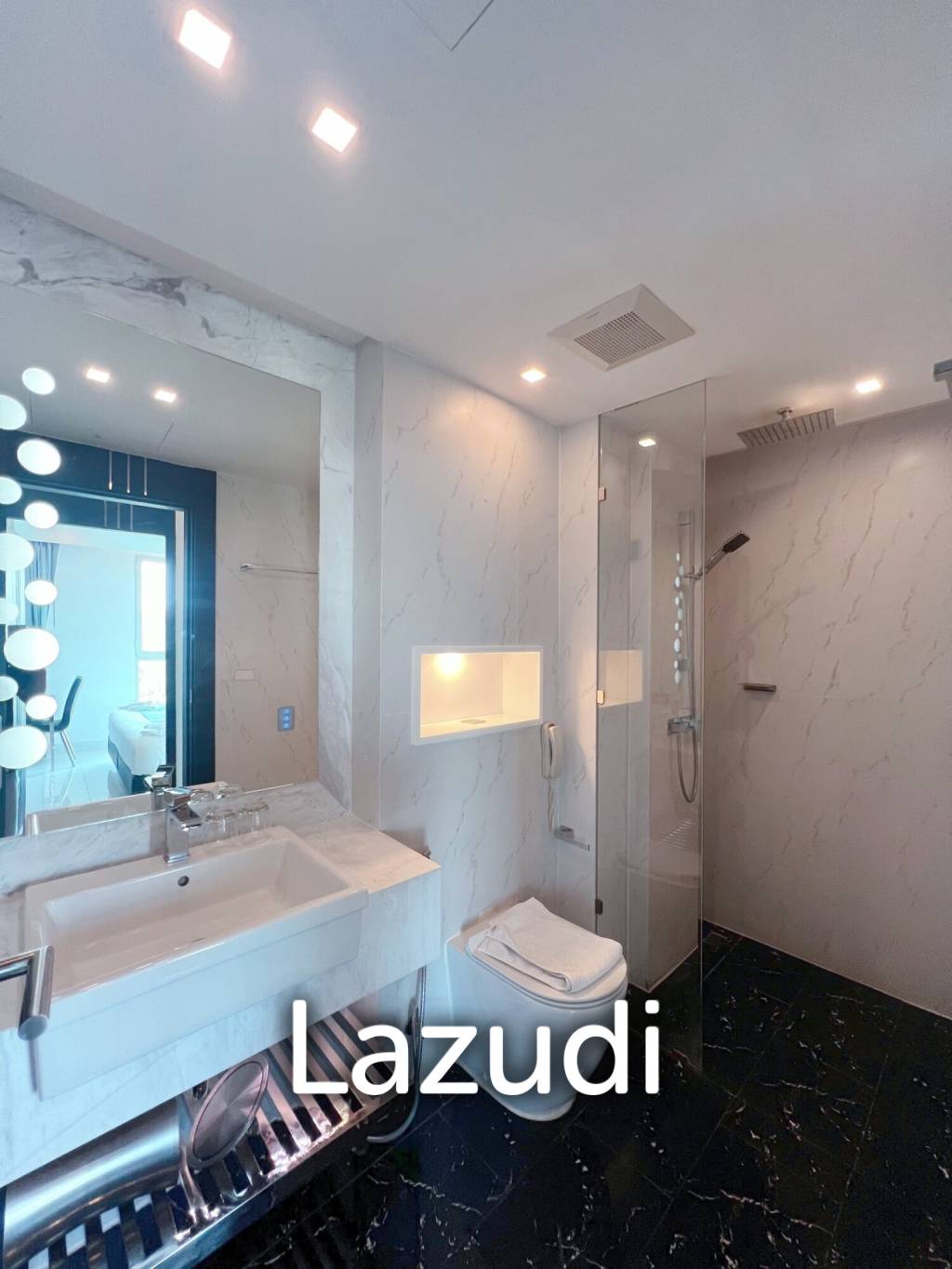 1 Bed 1 Bath 37.40 SQ.M Amari Residences.