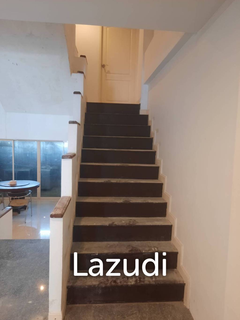 5 Bedroom 120 SQ.M Townhouse Sea View For Sale