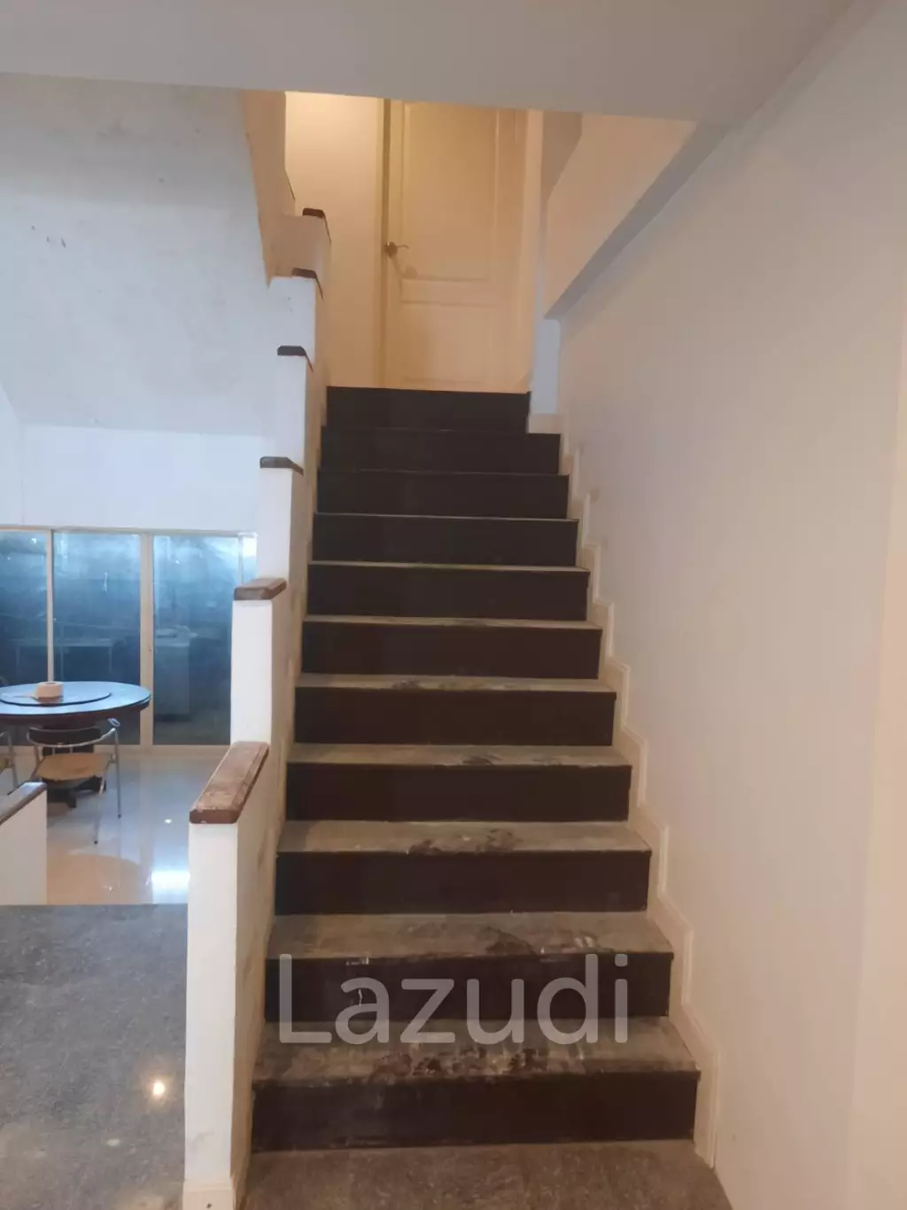 5 Bedroom 120 SQ.M Townhouse Sea View For Sale