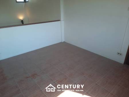 5 Bedroom 120 SQ.M Townhouse Sea View For Sale