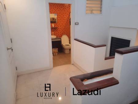 120 metro cuadrado 5 ` 3 Baño Casa adosada de Venta