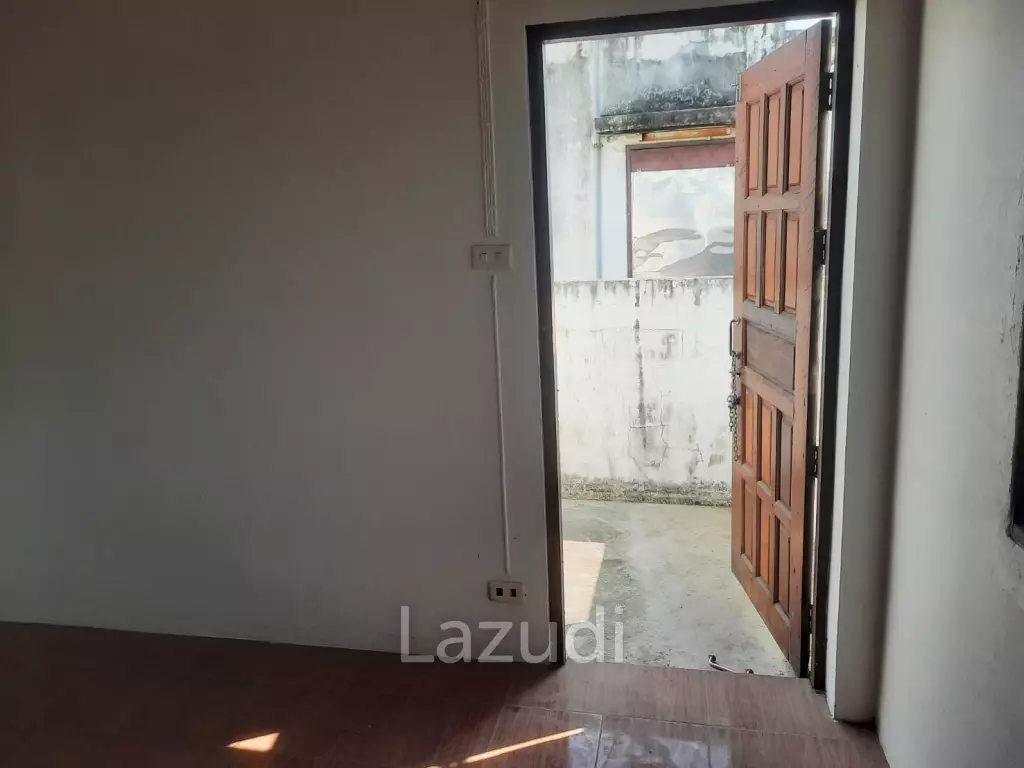 5 Bedroom 120 SQ.M Townhouse Sea View For Sale