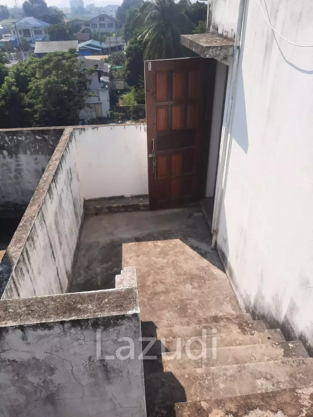 5 Bedroom 120 SQ.M Townhouse Sea View For Sale
