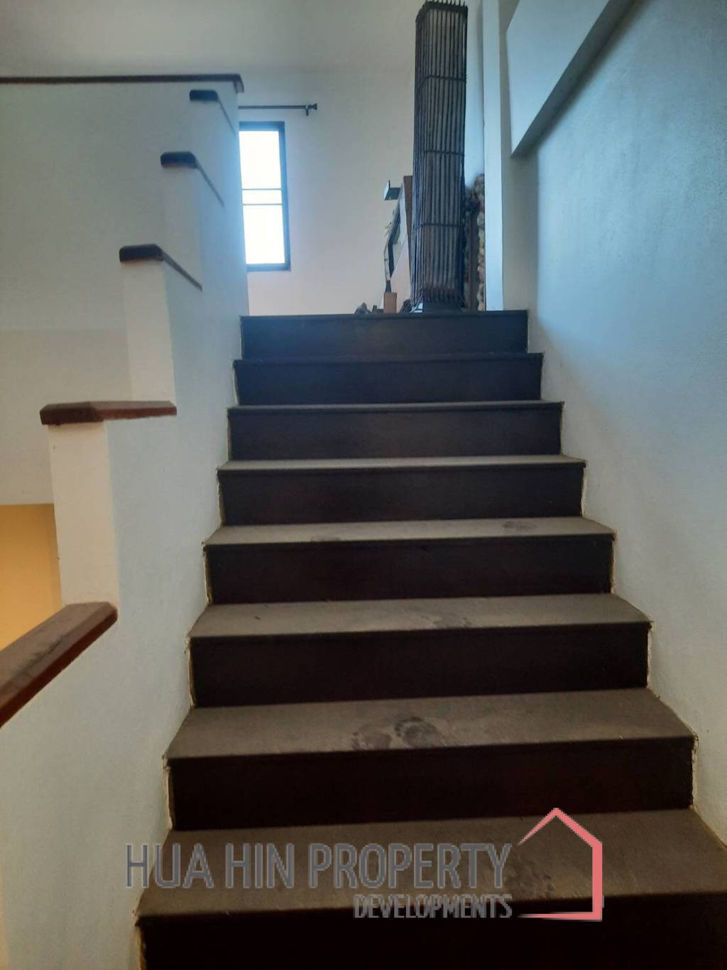 5 Bedroom 120 SQ.M Townhouse Sea View For Sale