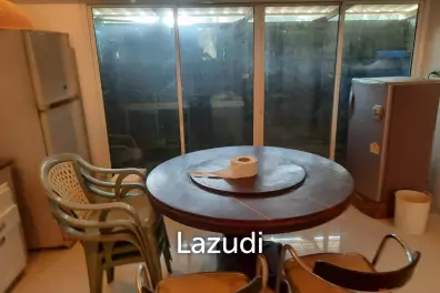 5 Bedroom 120 SQ.M Townhouse Sea View For Sale