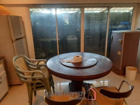 5 Bedroom 120 SQ.M Townhouse Sea View For Sale
