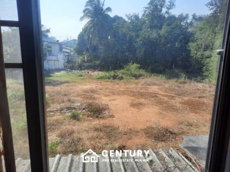 5 Bedroom 120 SQ.M Townhouse Sea View For Sale