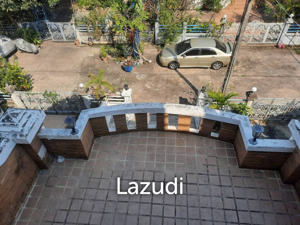 5 Bedroom 120 SQ.M Townhouse Sea View For Sale