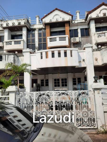 5 Bedroom 120 SQ.M Townhouse Sea View For Sale